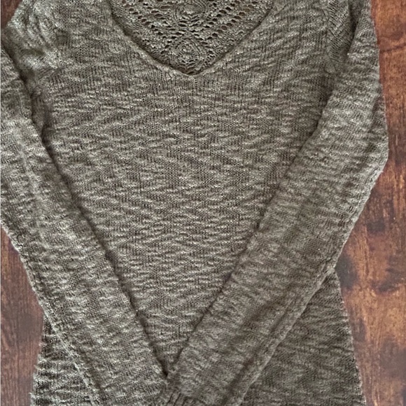 Sweater Bundle - Picture 5 of 16